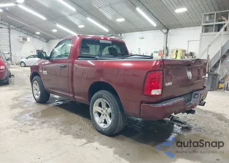 2016 Ram 1500 Express z USA, uszkodzony, nr VIN 3C6JR7AT2GG228557